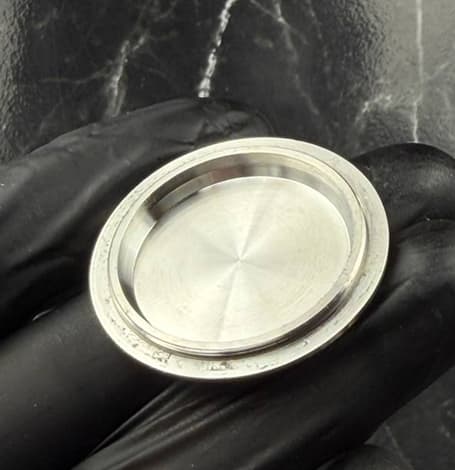 Фото: внутренняя крышка копии с просторов интернета